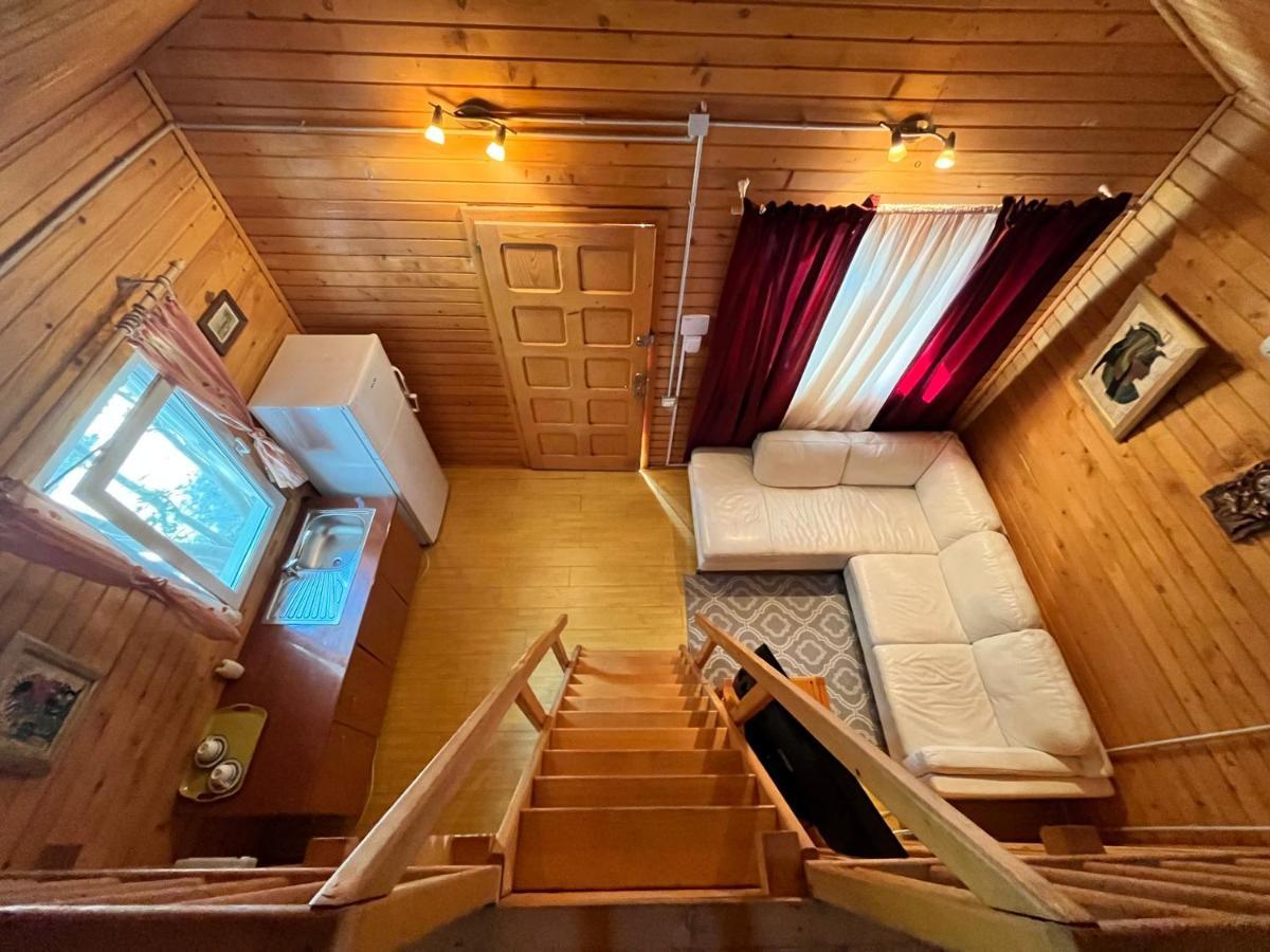 Colt De Rai Hotel Корбу Екстериор снимка