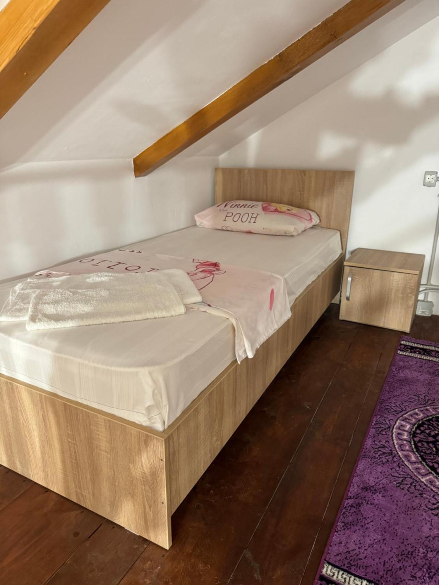 Colt De Rai Hotel Корбу Екстериор снимка